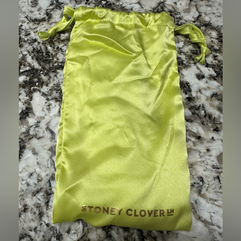 Stoney clover